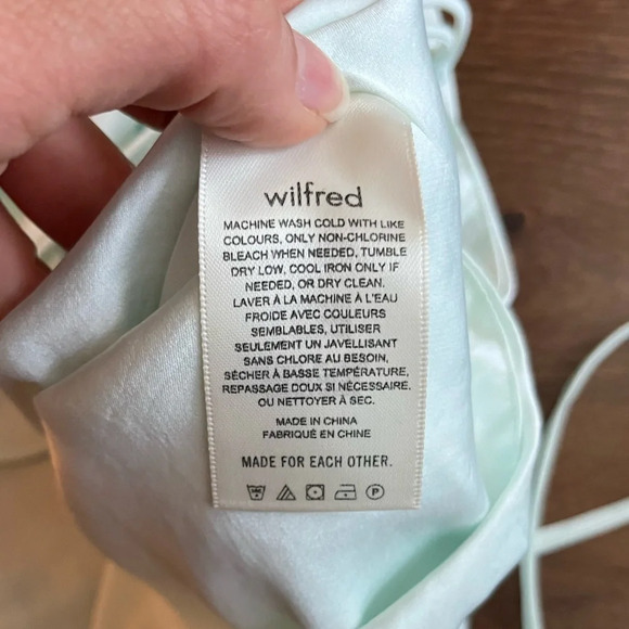 Aritzia Mint Green Ruched Crop Top Women's size Large - Picture 4 of 6